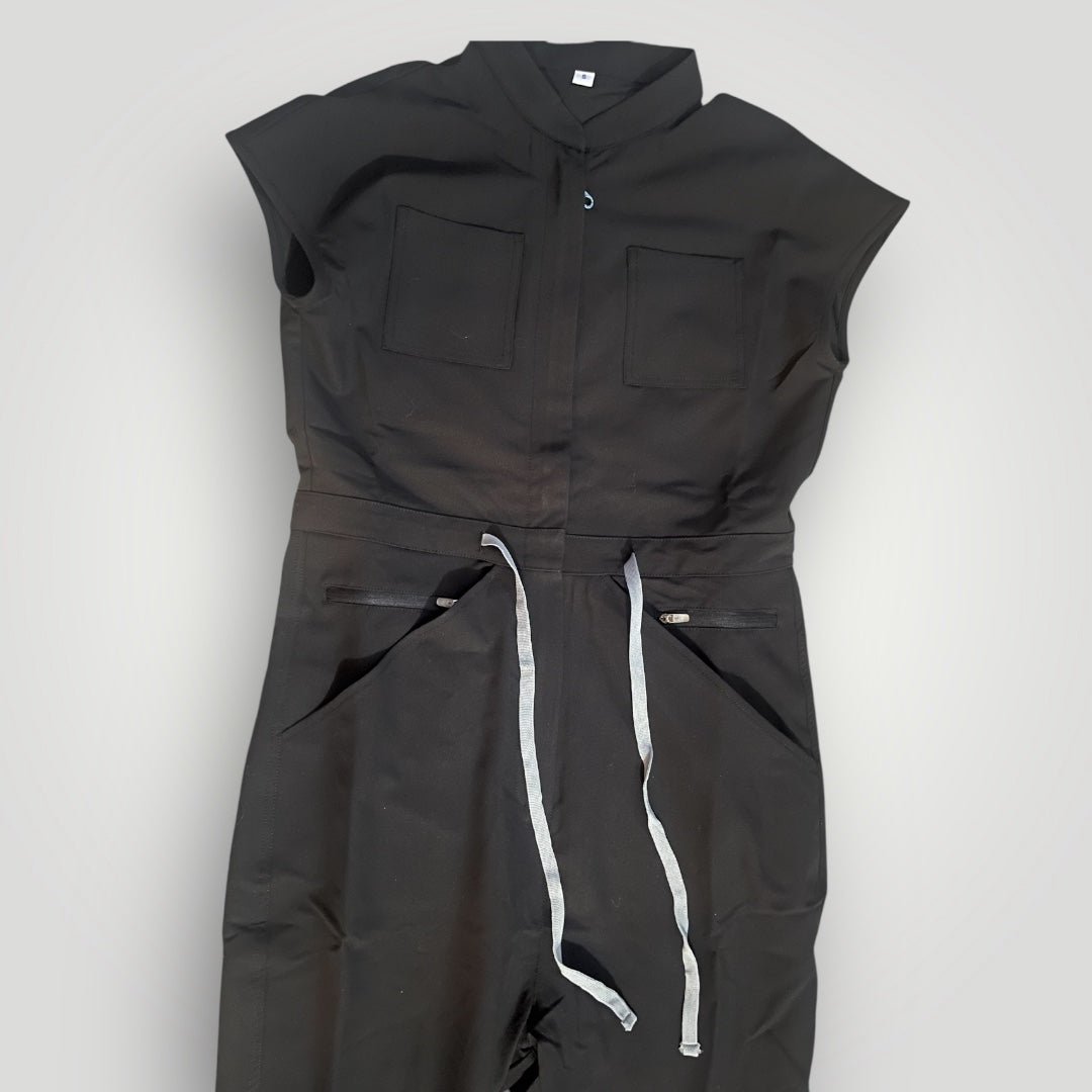 One Piece Scrub Jumpsuit - Nursecaresuites - Online Healthcare BoutiqueScrubs8 - pocket jumpsuitadjustable drawstring jumpsuitall - day comfort scrubs